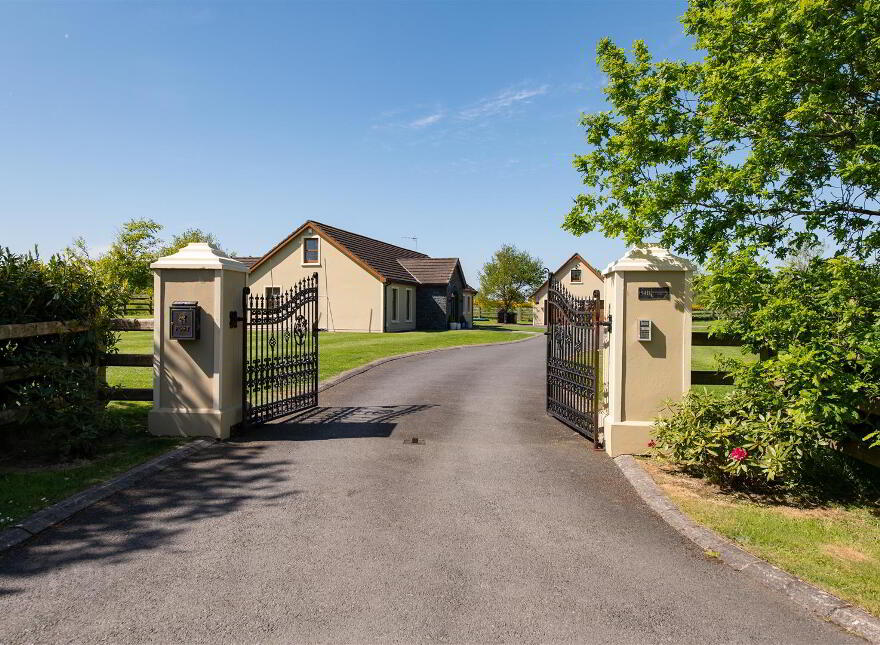 54b Crawfordstown Road, Drumaness, Ballynahinch, BT24 8LZ