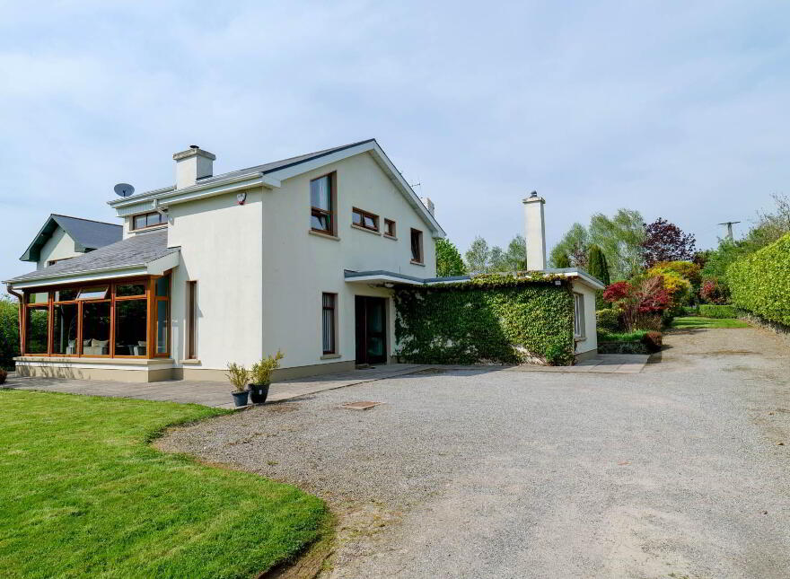 Smiths Road, Charleville, P56AK24