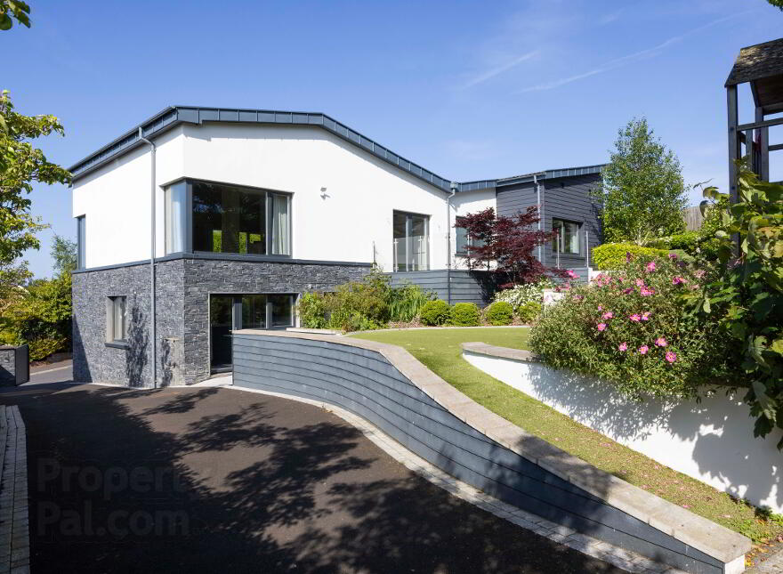 2 Kintyre Avenue, Holywood, BT18 0LY photo