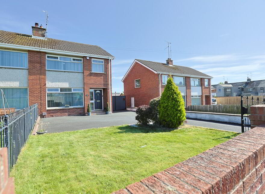 14 The Laurels, Portadown, Craigavon, BT63 5HQ photo
