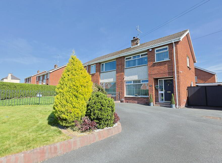 14 The Laurels, Portadown, Craigavon, BT63 5HQ photo