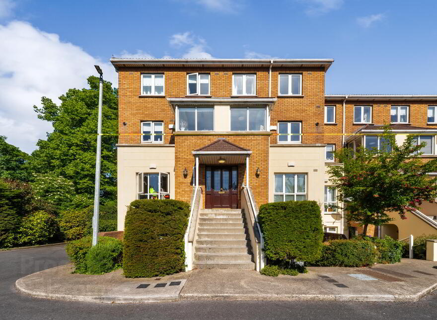 13 Newlands Manor Fairways, Clondalkin, Dublin, D22A4V2 photo