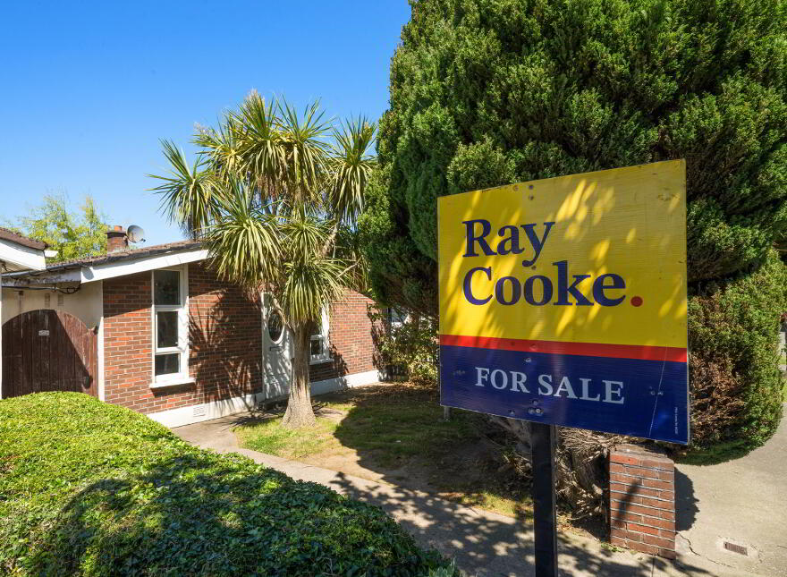 5 Dunmore Park, Kingswood, Tallaght, Dublin, D24TD6F photo