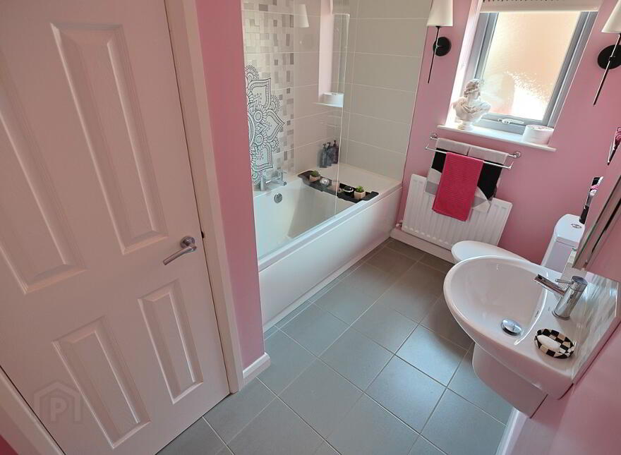 232 The Hollows, Lurgan, Craigavon, BT66 7WW