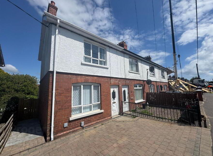 493 Antrim Road, Glengormley, Newtownabbey, BT36 5EF photo
