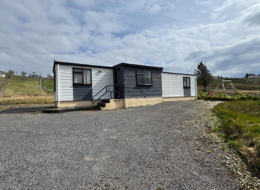 Castlecarn, Kilcar, F94P8F8 photo