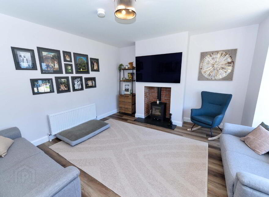 4 Lislaynan Heights, Ballycarry, Carrickfergus, BT38 9TY