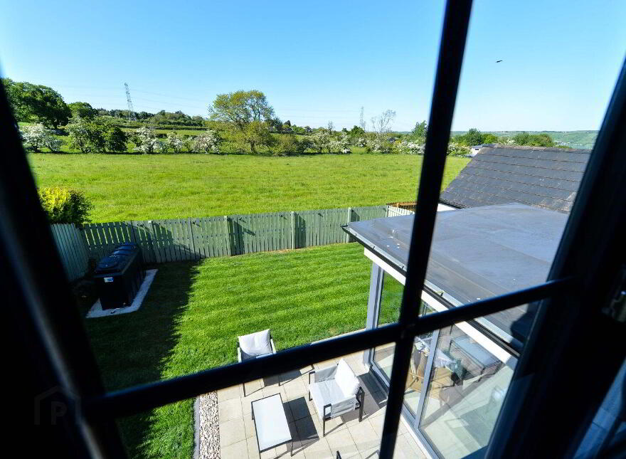 4 Lislaynan Heights, Ballycarry, Carrickfergus, BT38 9TY