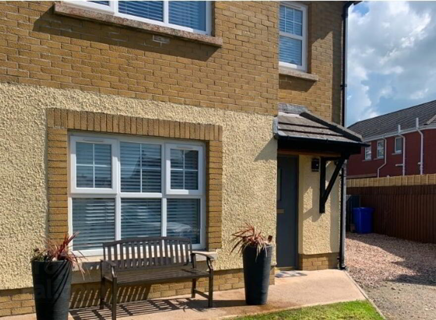 10 Hopefield Grove, Portrush, BT56 8QJ photo