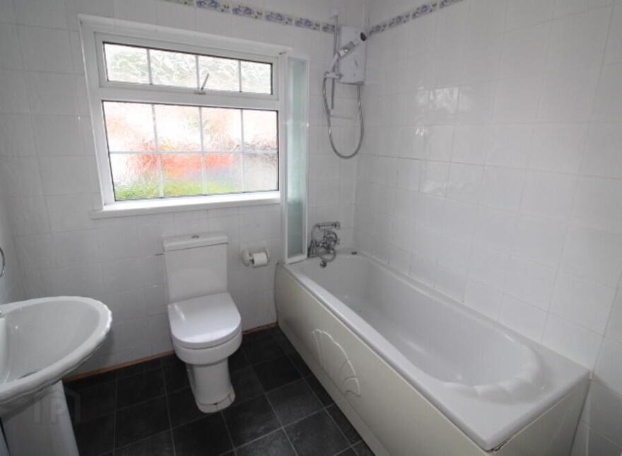 14 Hillcrest Villas, Doagh Road, Newtownabbey, BT36 6EE