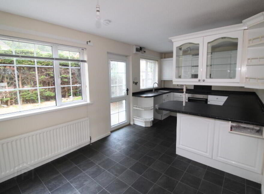 14 Hillcrest Villas, Doagh Road, Newtownabbey, BT36 6EE