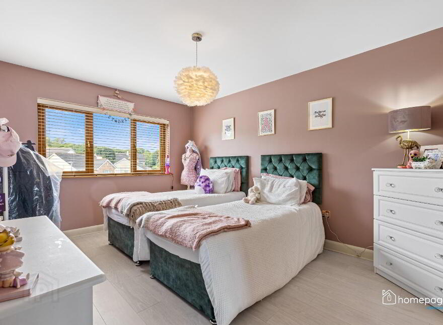 24 Briar Hill, Greysteel, Derry / Londonderry, BT47 3DE