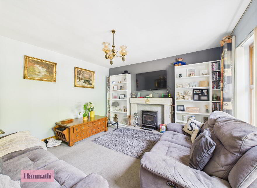 28 Tandragee Road, Markethill, BT60 1TF