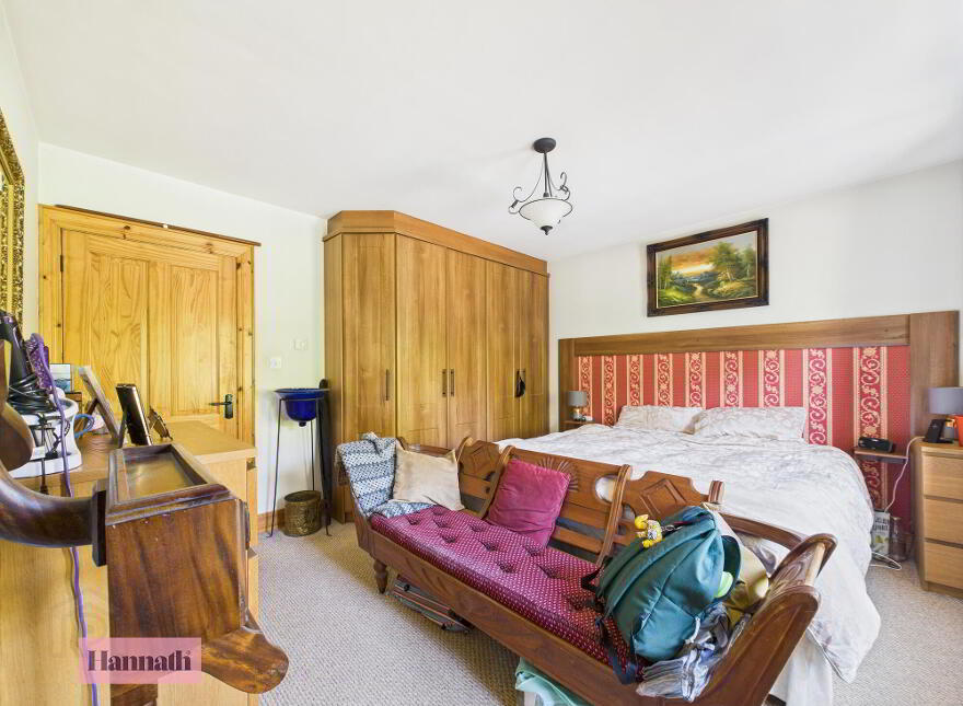 28 Tandragee Road, Markethill, BT60 1TF