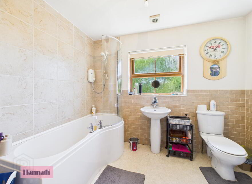 28 Tandragee Road, Markethill, BT60 1TF