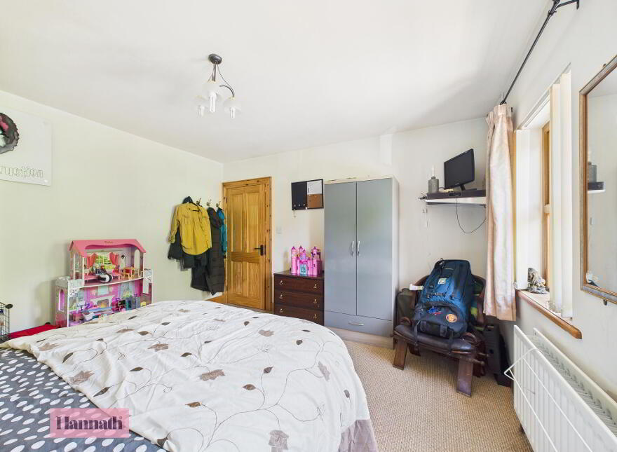 28 Tandragee Road, Markethill, BT60 1TF