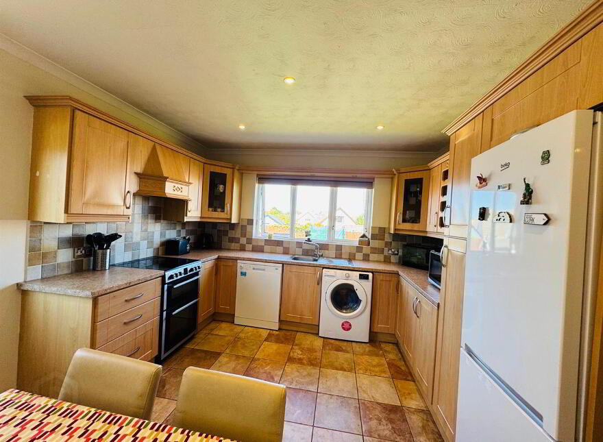 48 Dellwood, Eglinton, L'Derry, BT47 3XE