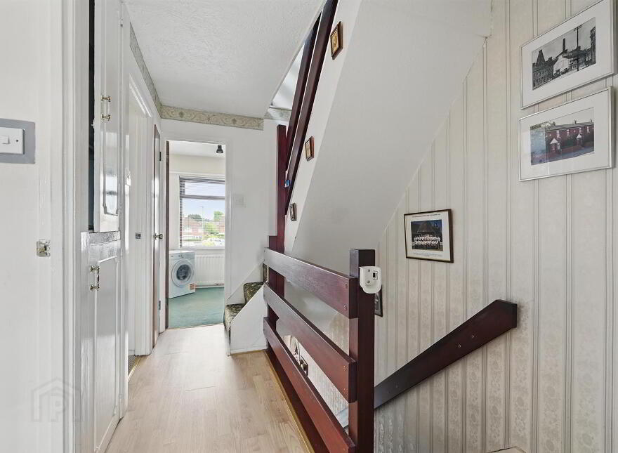 24 Erinvale Park, Belfast, BT10 0FR