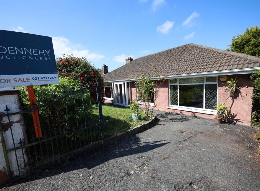 Brookmoor, 7 Pembroke Close, Passage West, T12H68F photo