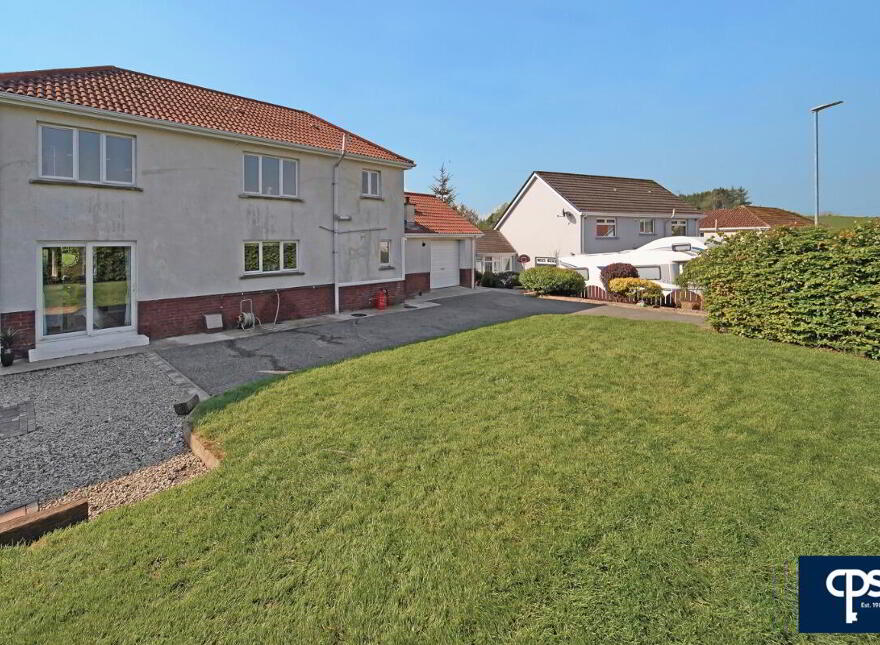 15 Ashbourne View, Omagh, BT78 1HN