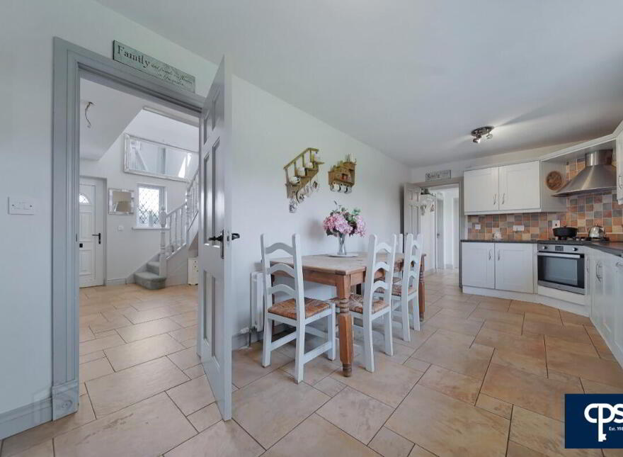 15 Ashbourne View, Omagh, BT78 1HN