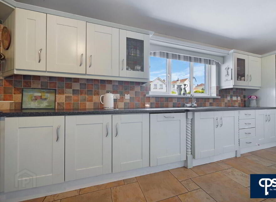 15 Ashbourne View, Omagh, BT78 1HN