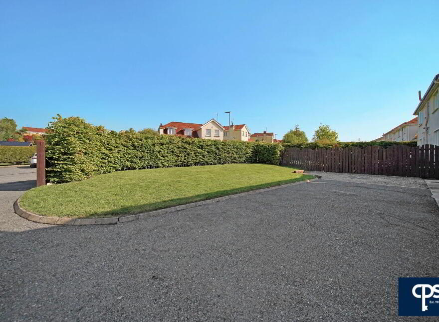 15 Ashbourne View, Omagh, BT78 1HN
