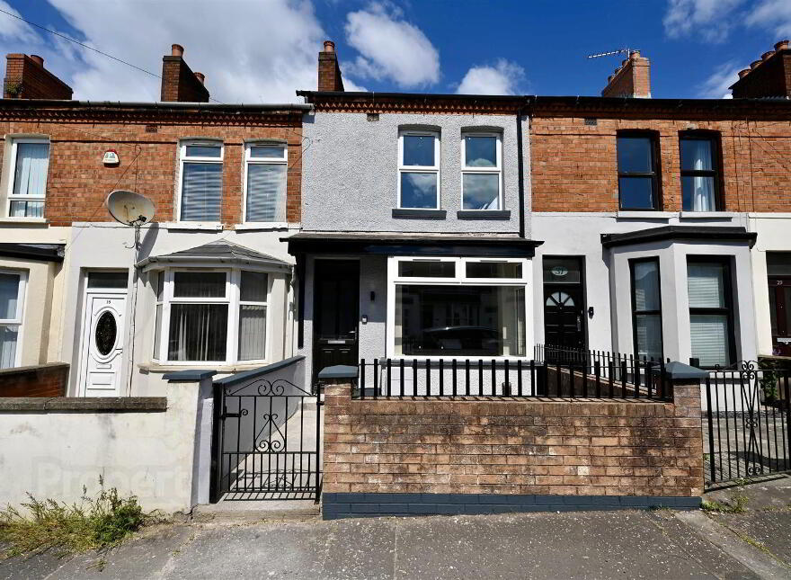33 Surrey Street, Belfast, BT9 7FR photo
