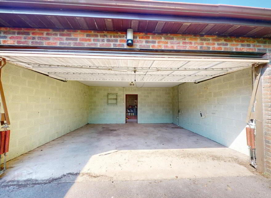 Clonard Little, Clonard Road, Wexford Town, Y35
