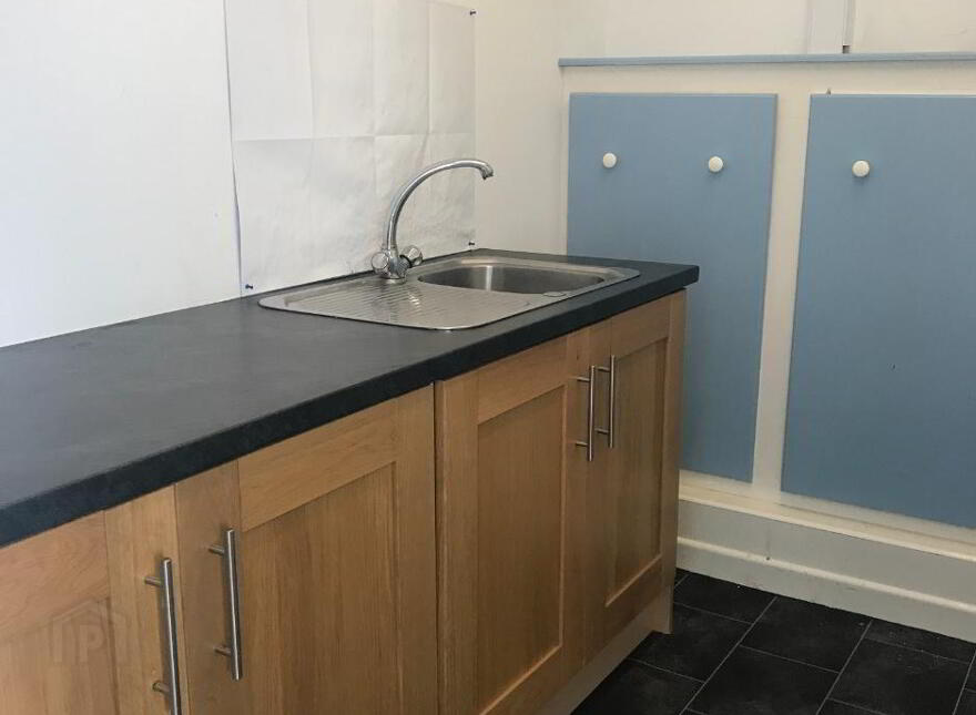 Unit 49 Ballymena Business Centre, 62 Fenaghy Road, Ballymena, BT42 1FL