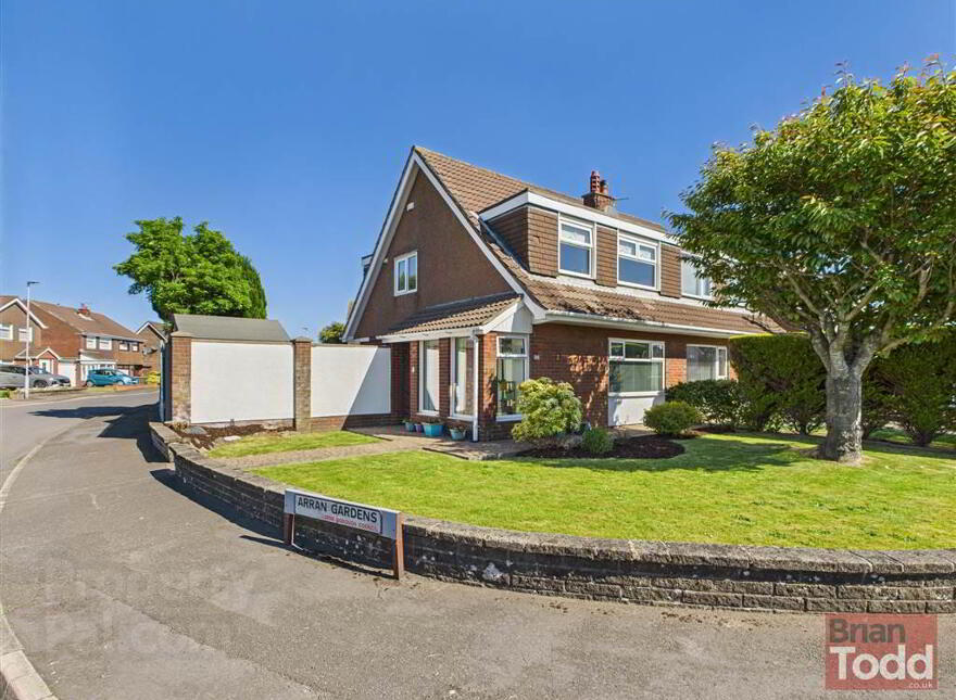 Arran Gardens, Larne, BT40 2JU photo