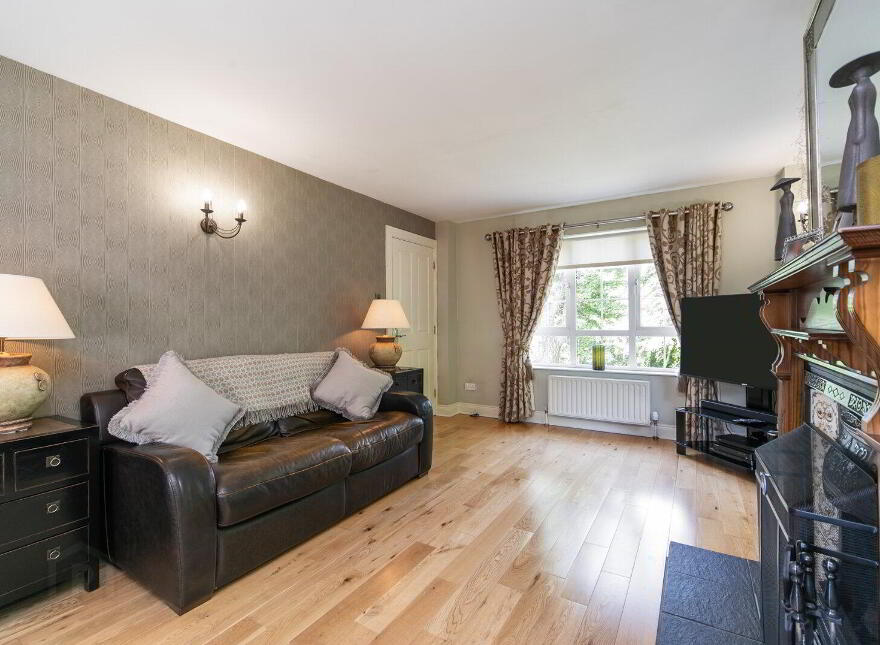 16 Mornington Place, Belfast, BT7 3LD