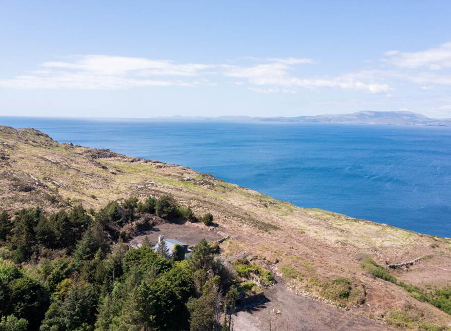 Ballyroon Mountain, Kilcrohane, P75H722