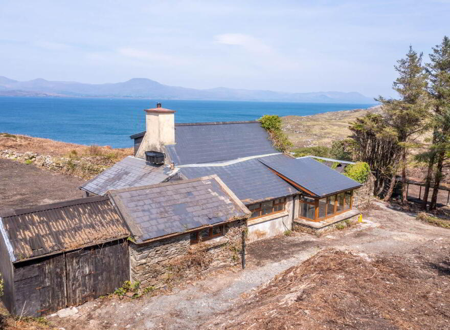 Ballyroon Mountain, Kilcrohane, P75H722