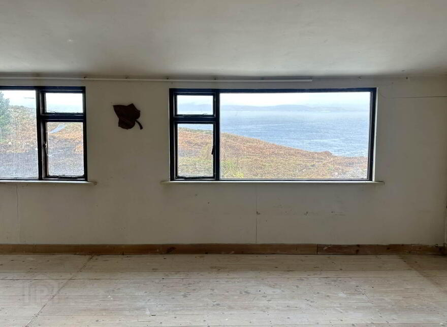 Ballyroon Mountain, Kilcrohane, P75H722