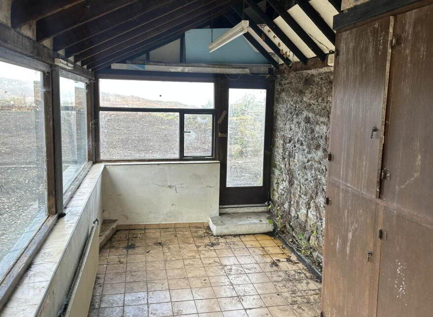Ballyroon Mountain, Kilcrohane, P75H722