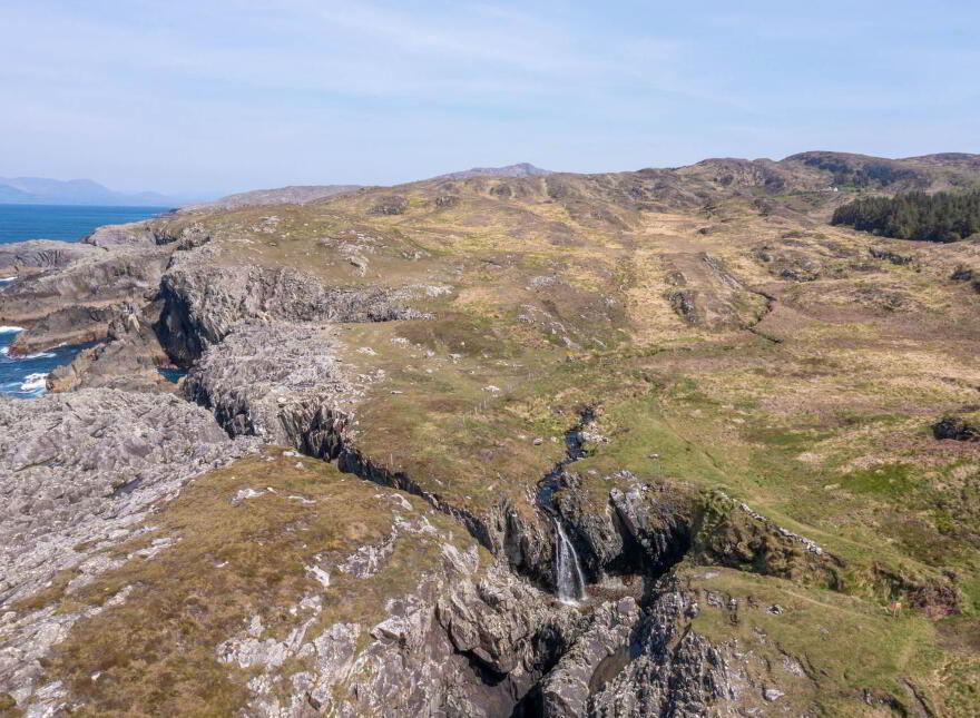 Ballyroon Mountain, Kilcrohane, P75H722