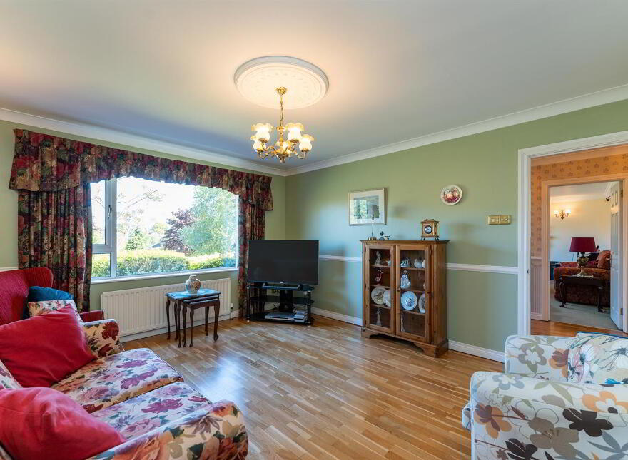 8 Aldergrange Avenue, Newtownards, BT23 4FY