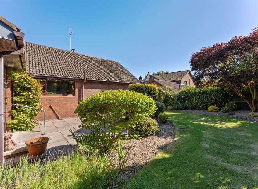 8 Aldergrange Avenue, Newtownards, BT23 4FY