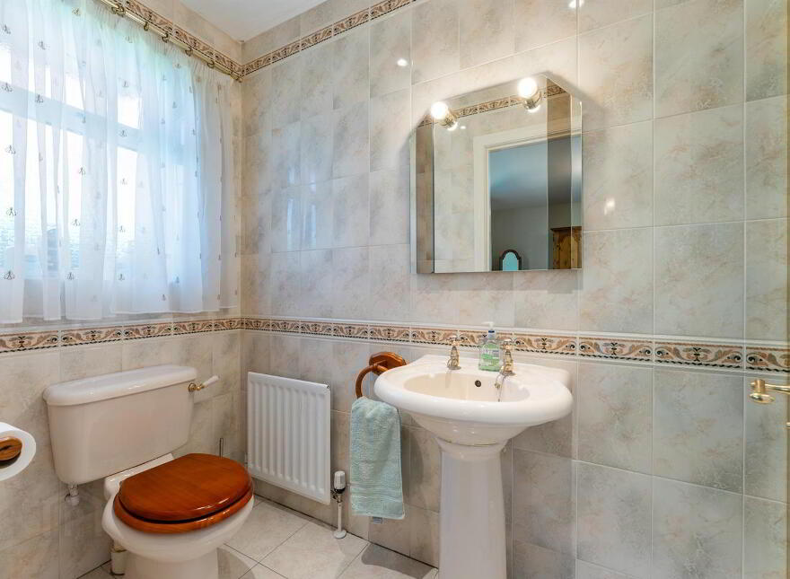 8 Aldergrange Avenue, Newtownards, BT23 4FY