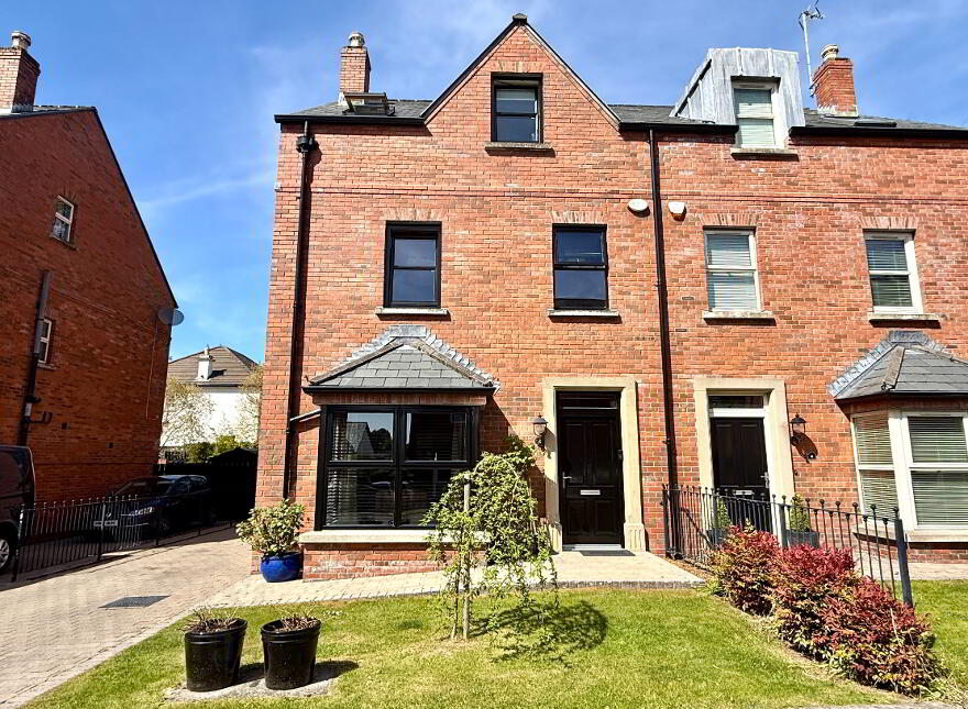 3 Greenhaw Manor, Derry, BT48 7FD photo