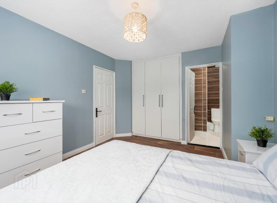8 Hermitage Place, Lucan, K78T258