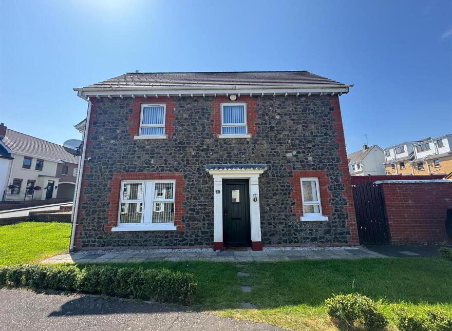 44 Alderley Place, Mallusk Road, Newtownabbey, BT36 7WW photo