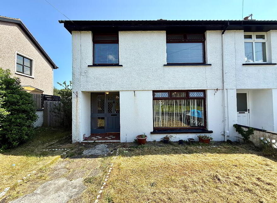 45 Glenbank Park, Derry, BT48 0BG photo