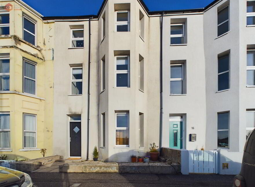 18 Mark Street, Portrush, BT56 8BT