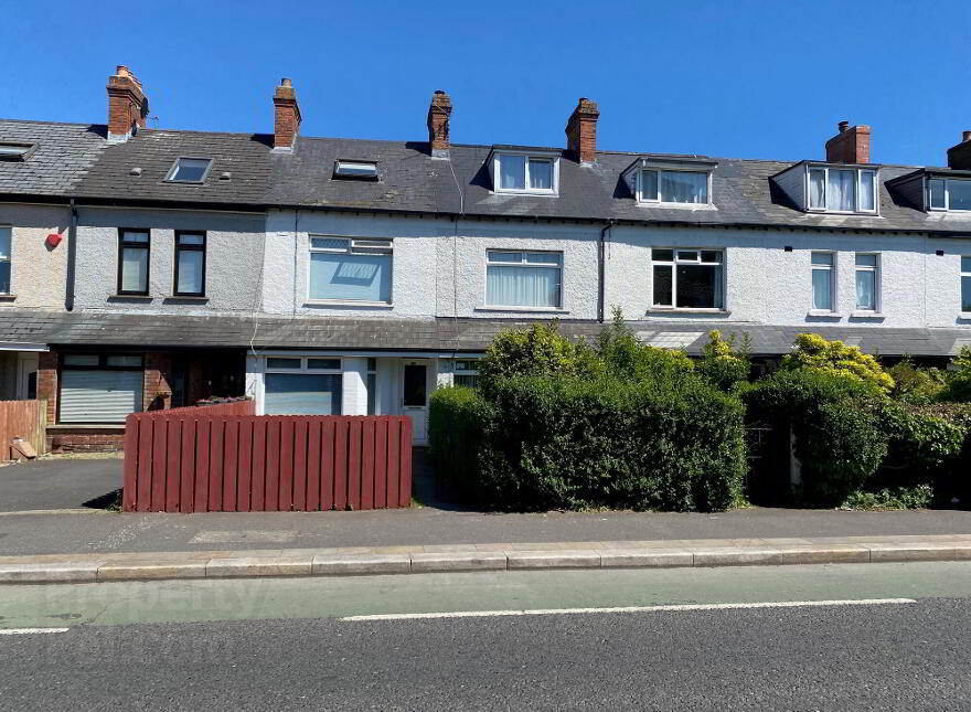 228 Cregagh Road, Belfast, BT6 9EU photo