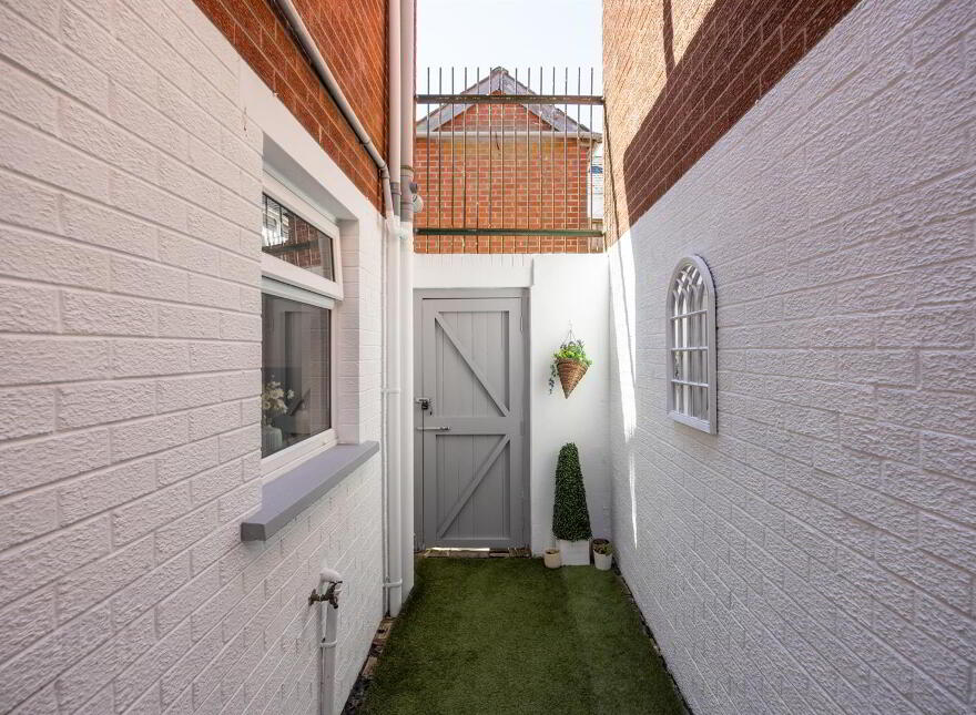 13 Belmont Avenue West, Belfast, BT4 3DG