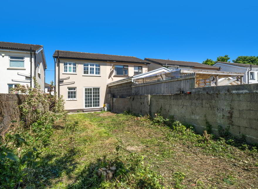 43 Wheatfield Grove, Clondalkin, Dublin, D22C672