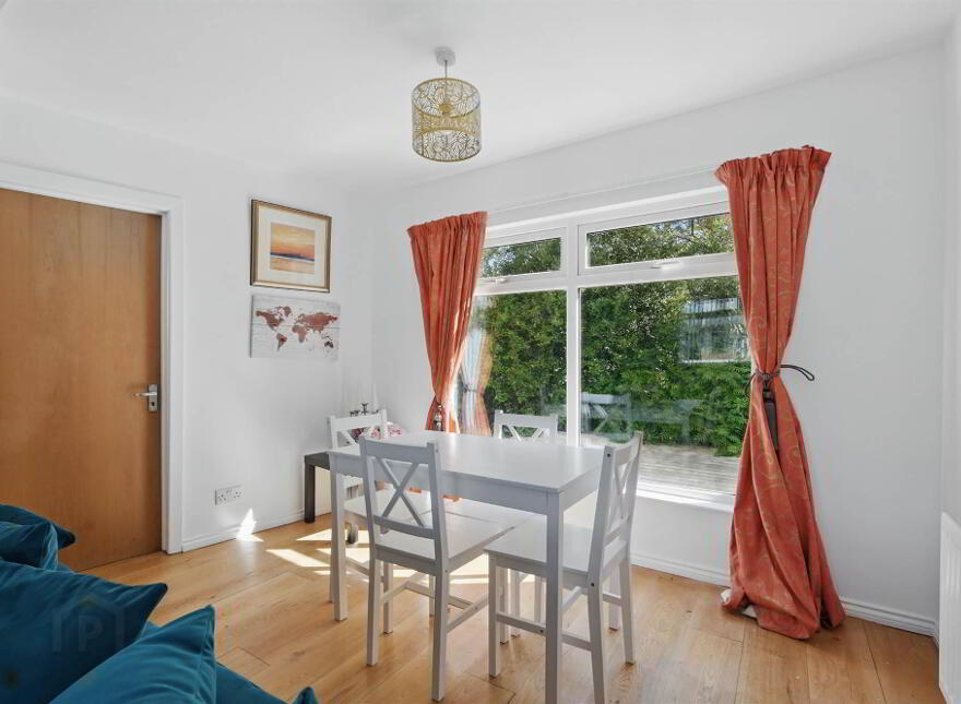 17 Godfrey Avenue, Ballyholme, Bangor, BT20 5LS