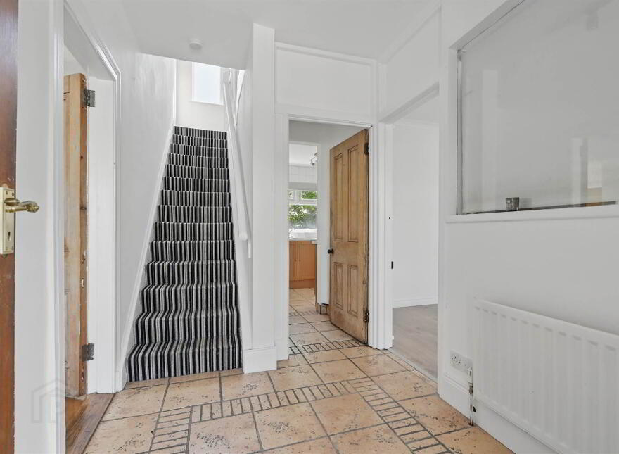 17 Godfrey Avenue, Ballyholme, Bangor, BT20 5LS